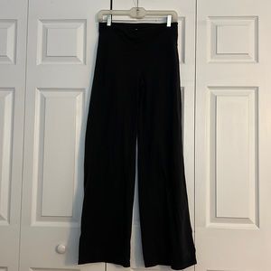 Athleta wide leg leggings
